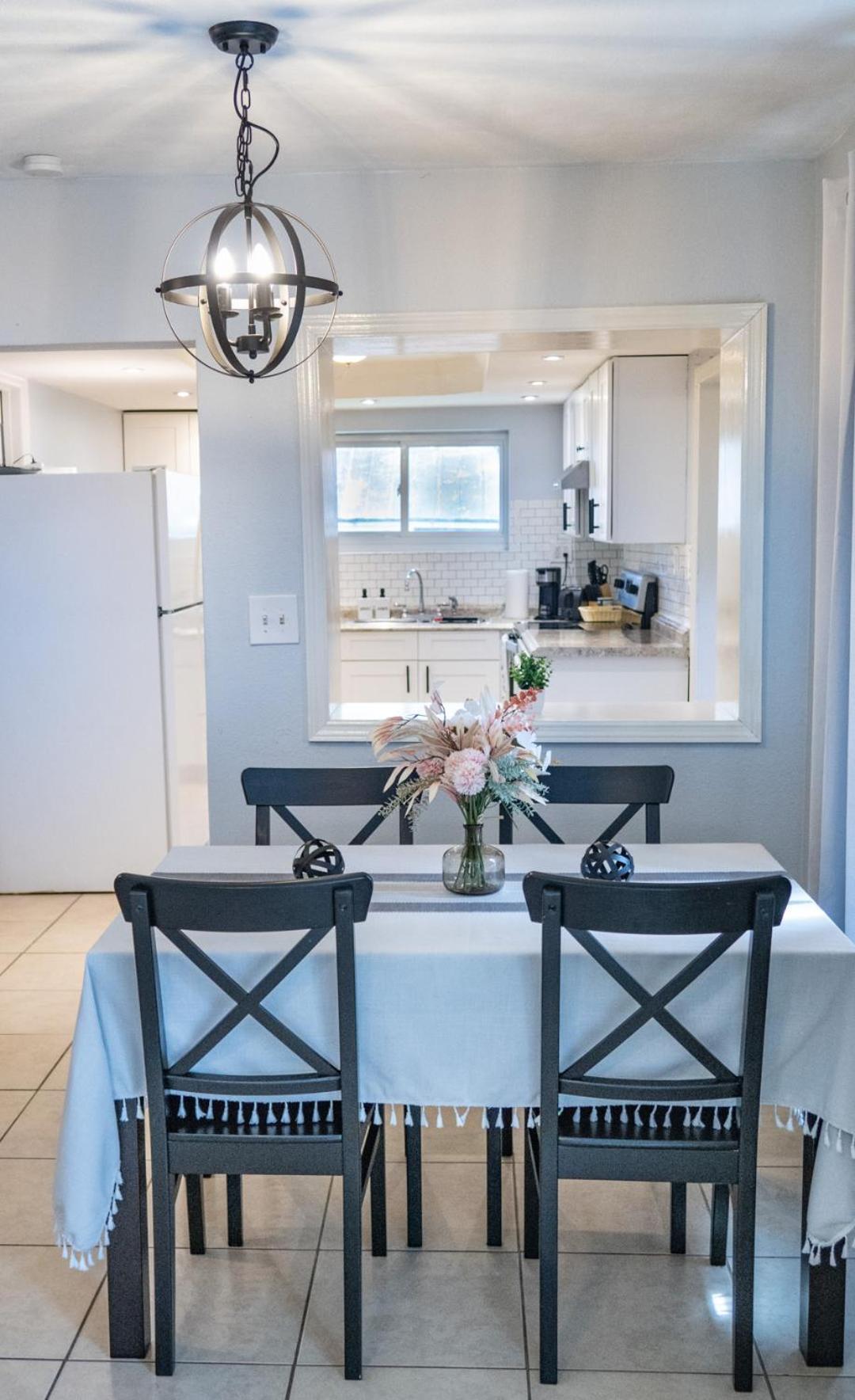 Cozy Near Busch Gardens Adventure Island And Usf Holiday home