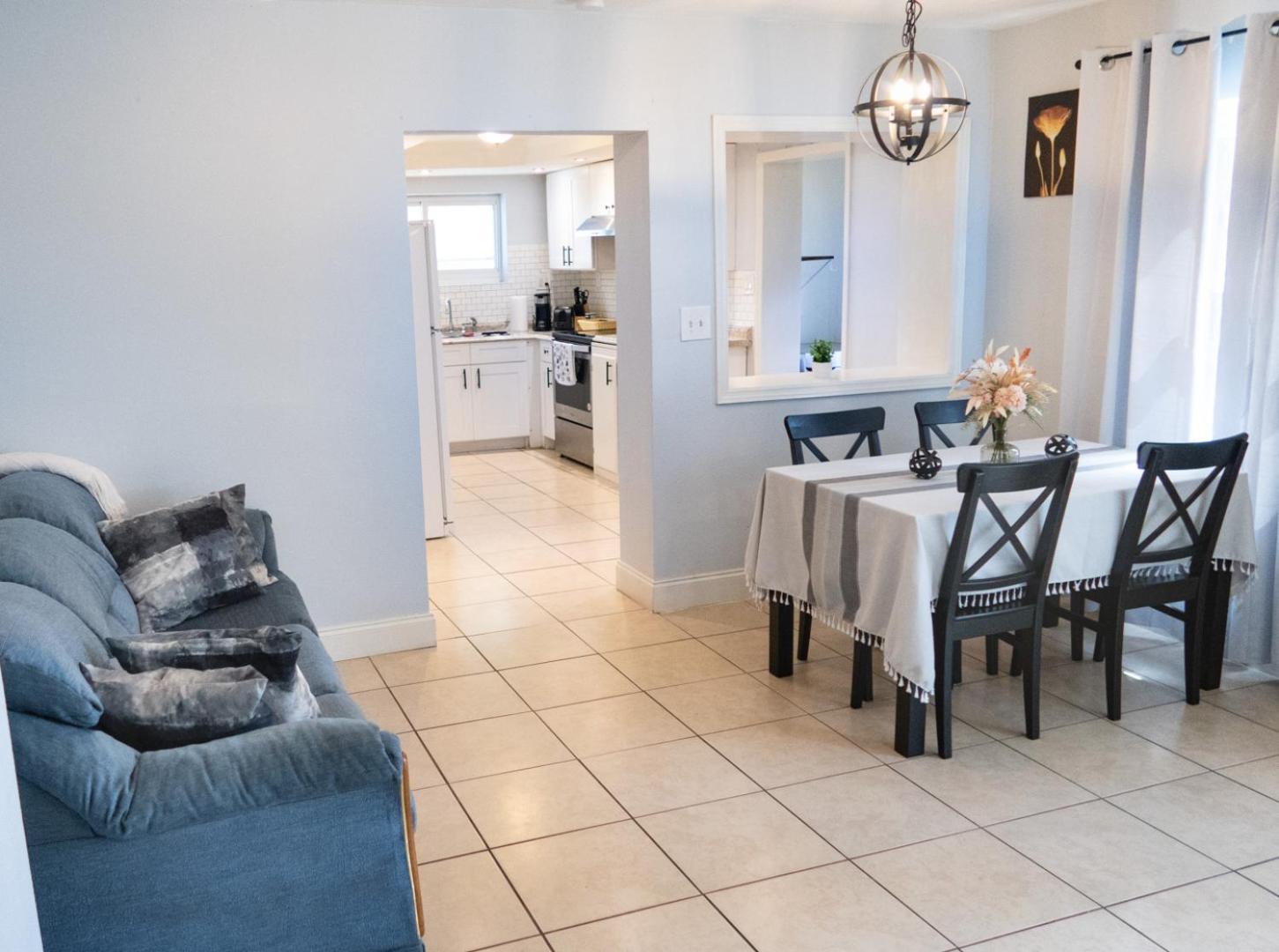 Holiday home Cozy Near Busch Gardens Adventure Island And Usf